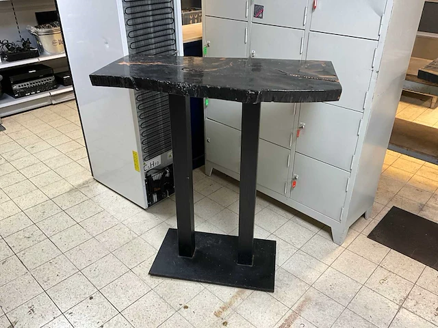Boomstam statafel - afbeelding 1 van  6