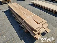 Boomstamplanken diverse houtsoorten en afmetingen, ovengedroogd en geschaafd 17 stuks 201-270cm breedte 27cm dikte 4,5cm - afbeelding 1 van  7