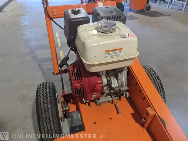 Boomstronkenhakselaar dosko, 337-13h, bouwjaar 2018 - afbeelding 6 van  24