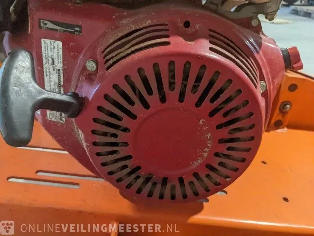 Boomstronkenhakselaar dosko, 337-13h, bouwjaar 2018 - afbeelding 8 van  24