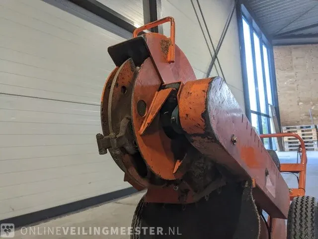 Boomstronkenhakselaar dosko, 337-13h, bouwjaar 2018 - afbeelding 16 van  24