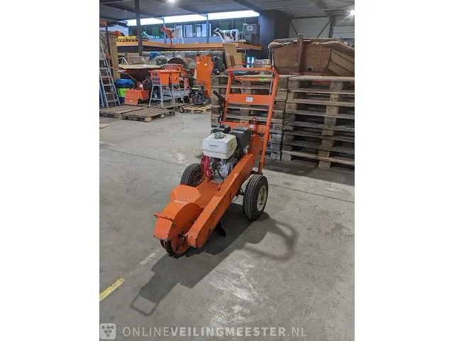 Boomstronkenhakselaar dosko, 337-13h, bouwjaar 2018 - afbeelding 18 van  24