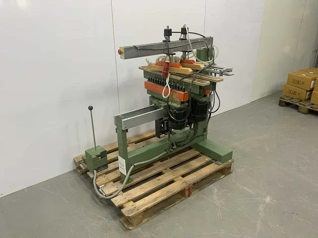 Boor- en steekmachine - afbeelding 13 van  15