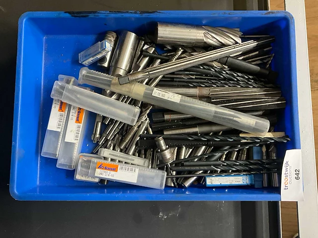 Boor en freesgereedschap - afbeelding 1 van  6