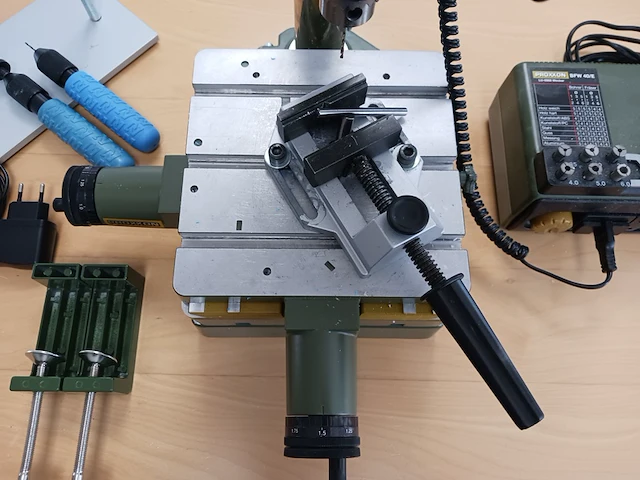 Boor en freesmotor, proxxon, bfw 40/e | locatie roden - afbeelding 22 van  24