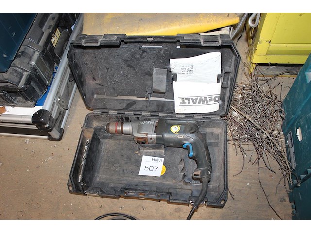 Boorhamer in koffer. - afbeelding 1 van  1