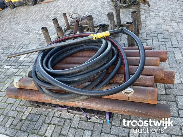 Boorinstallatie - afbeelding 1 van  9