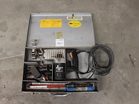 Boormachine aeg in koffer. - afbeelding 1 van  3