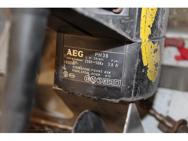 Boormachine aeg in koffer. - afbeelding 3 van  3