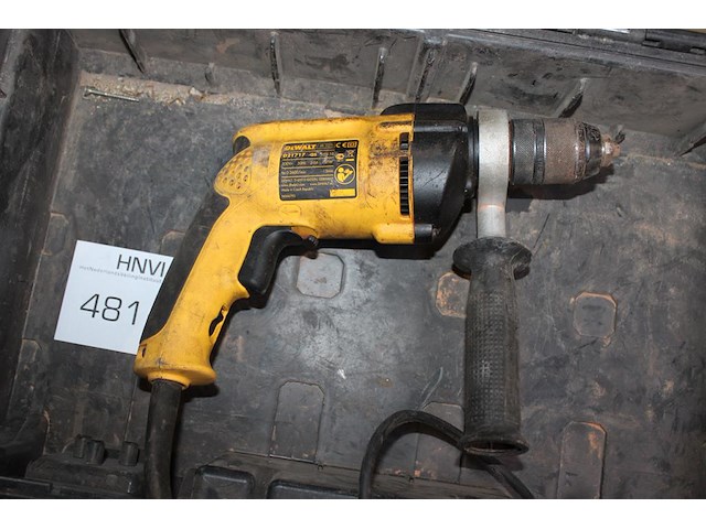 Boormachine dewalt in koffer. - afbeelding 2 van  2