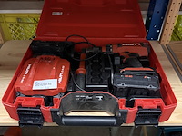 Boormachine in koffer met 2x accu, 1x lader hilti - afbeelding 1 van  4