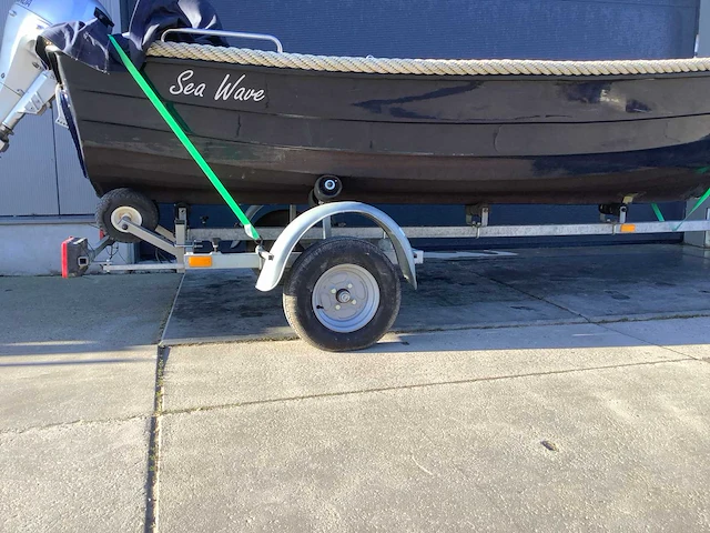 Boot met 10 pk honda en trailer. - afbeelding 9 van  11