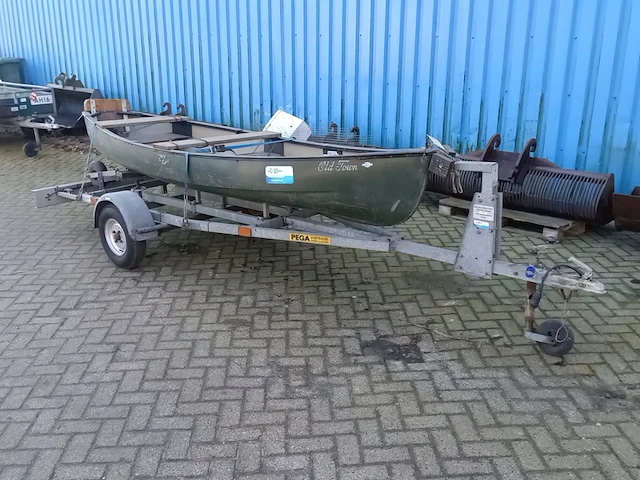 Boottrailer pega , 325/425, bouwjaar 1989 - afbeelding 1 van  14