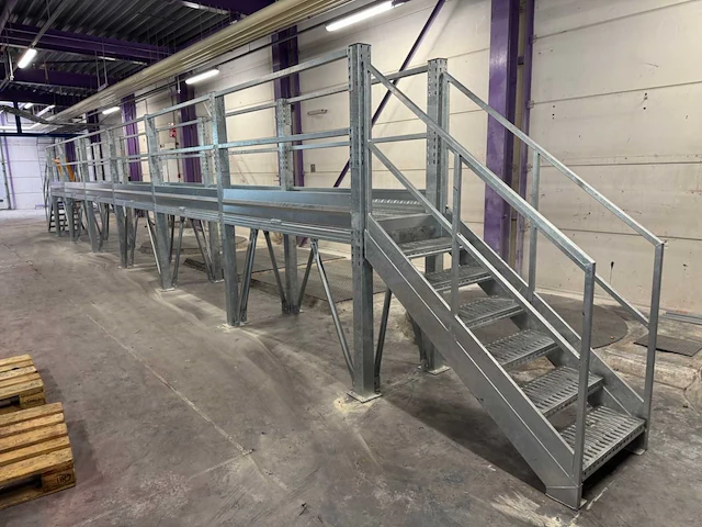 Bordes brug (15,30x0,80 mtr) - afbeelding 1 van  16