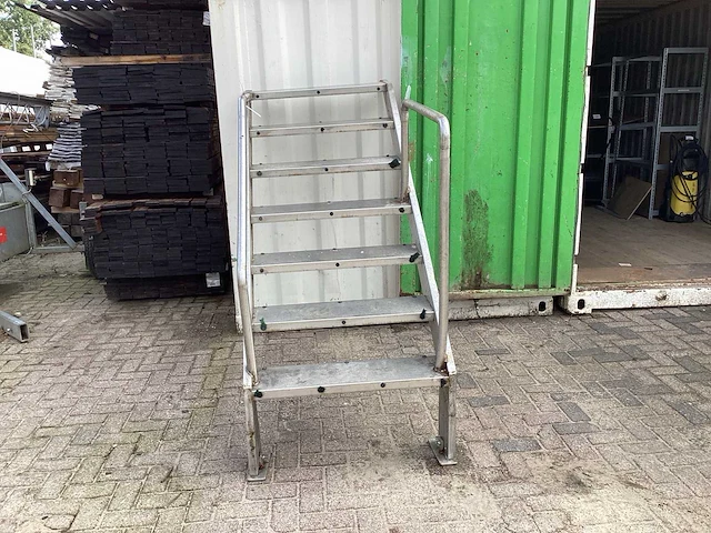 Bordes trap - afbeelding 3 van  4