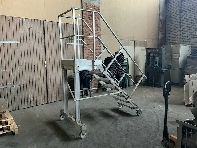 Bordes trap - afbeelding 1 van  8