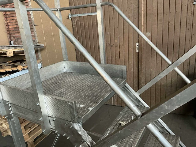 Bordes trap - afbeelding 7 van  8