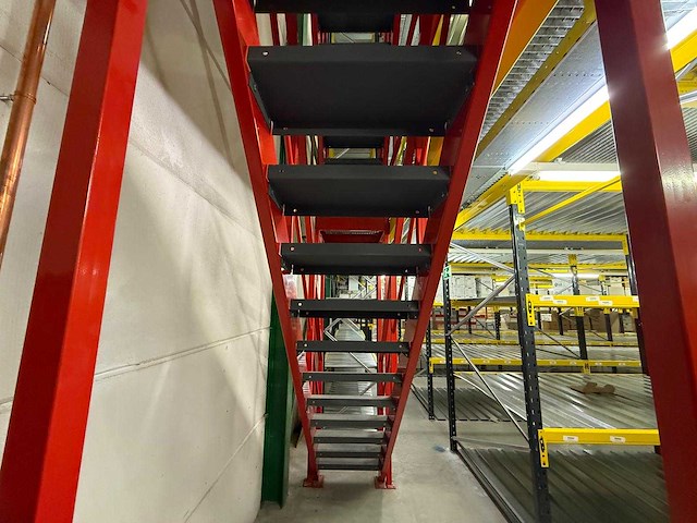 Bordestrap 2,80m hoog - afbeelding 3 van  4