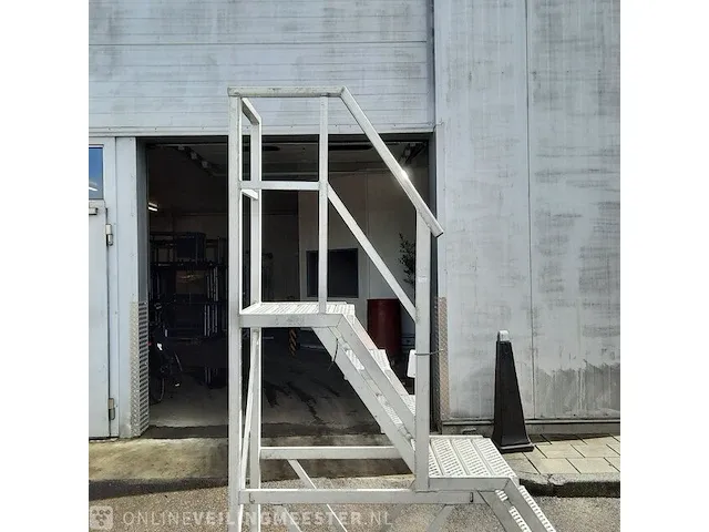 Bordestrap altrex, t359-1, verrijdbaar, bouwjaar 1995 - afbeelding 4 van  11