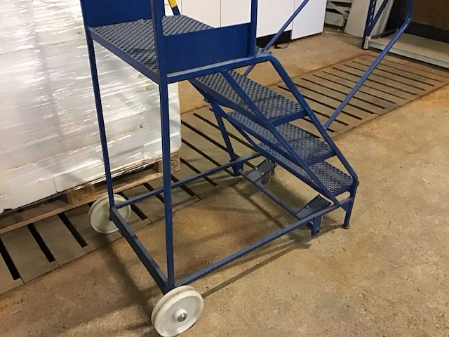 Bordestrap verrijdbaar trap - afbeelding 2 van  6