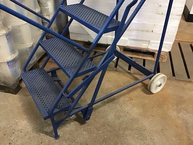 Bordestrap verrijdbaar trap - afbeelding 4 van  6