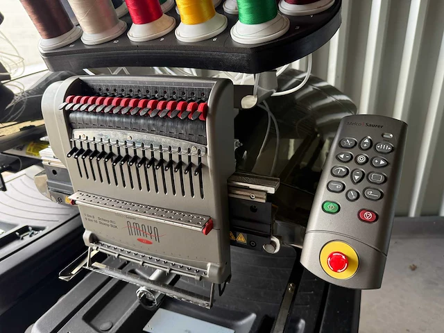 Borduurmachine - afbeelding 4 van  8