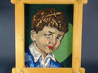 Borduurwerk in houten lijst - afbeelding 1 van  5