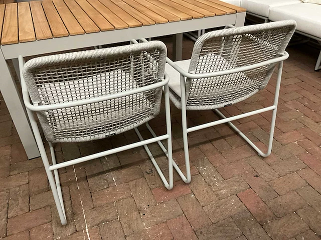 Borek - key - lounge - tuinset - afbeelding 2 van  11