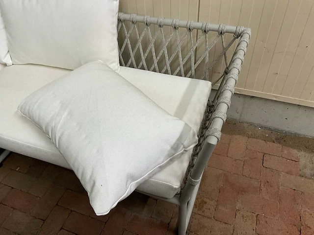 Borek - key - lounge - tuinset - afbeelding 9 van  11