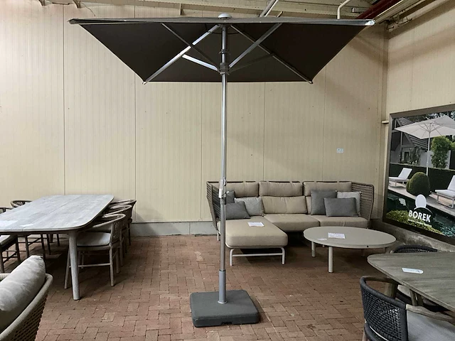 Borek - reflex - parasol - afbeelding 1 van  7