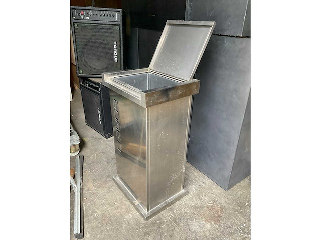 Boretti prullenbak - afbeelding 3 van  3