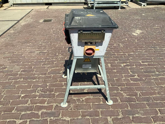 Bos 63a stroomverdeelkast - afbeelding 1 van  5