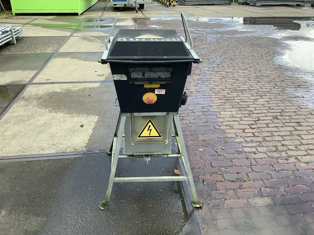 Bos medium stroomverdeelkast - afbeelding 2 van  4