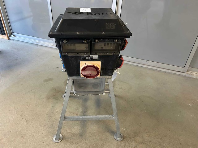 Bos midi hoog stroomverdeelkast 125a - afbeelding 1 van  6