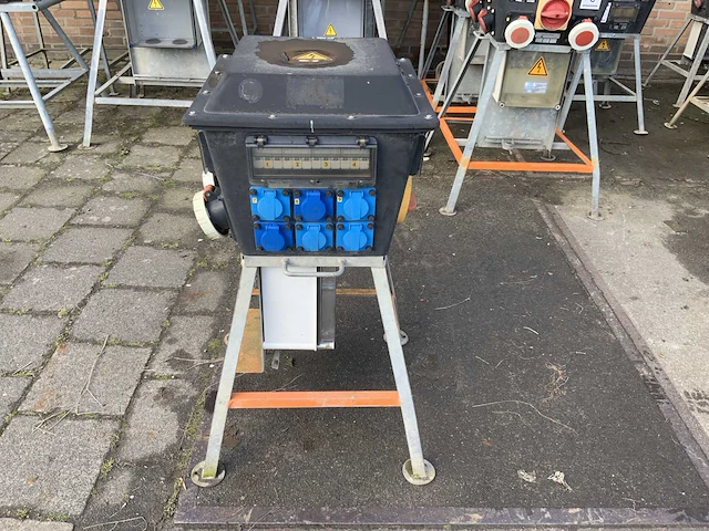 Bos midi hoog stroomverdeelkast - afbeelding 2 van  4