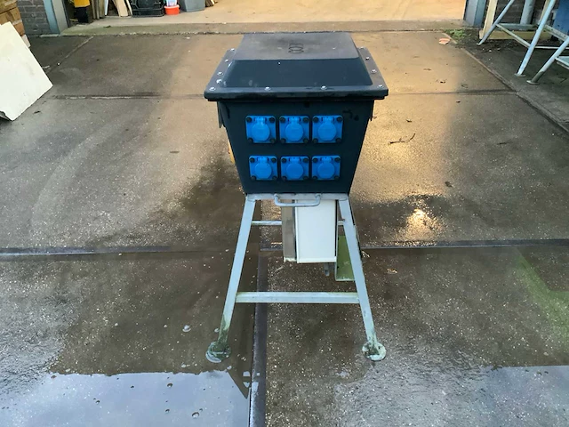 Bos midi hoog stroomverdeelkast - afbeelding 2 van  4