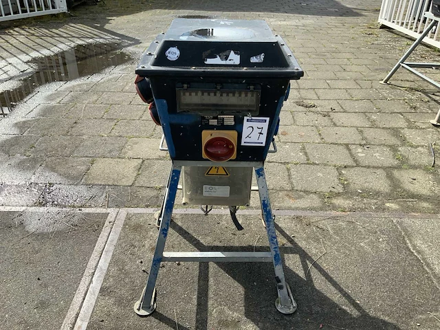 Bos midi hoog stroomverdeelkast - afbeelding 1 van  5