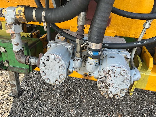 Bos slotenreiniger / grachtenfrees - afbeelding 12 van  14