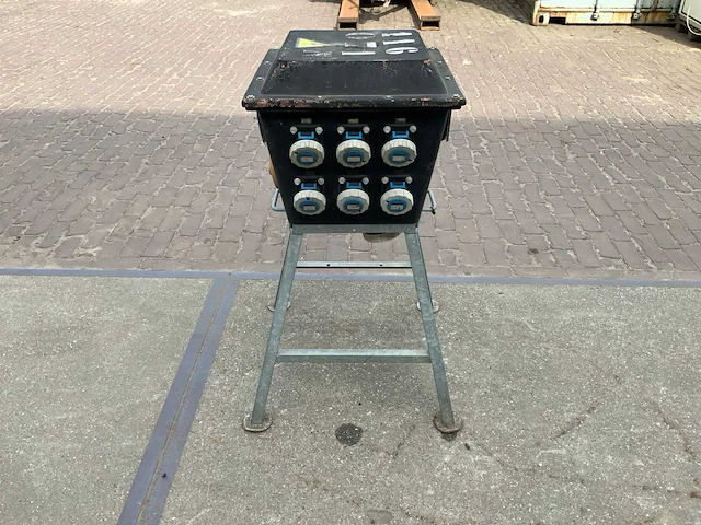Bos stroomverdeelkast - afbeelding 2 van  5