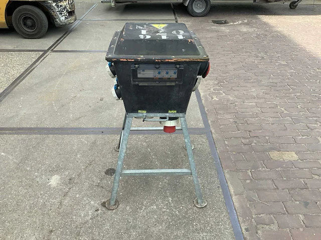 Bos stroomverdeelkast - afbeelding 4 van  5