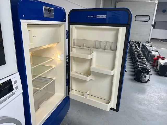 Bosch - amerikaans koelkast + thomson droger + whirlpool inbouw oven - afbeelding 11 van  15
