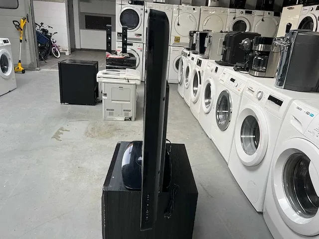 Bosch - bosch koelkast + philips stereo set + philips lcd tv - afbeelding 9 van  19