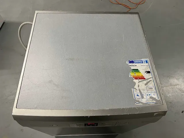 Bosch - bosch vaatwasser + siemens inbouw oven/magnetron - afbeelding 11 van  16