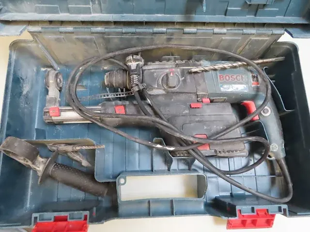 Bosch - gbh 2-23 rea - boorhamer met afzuiging - afbeelding 1 van  1