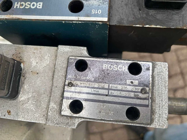 Bosch - hydrauliekpomp - afbeelding 8 van  11
