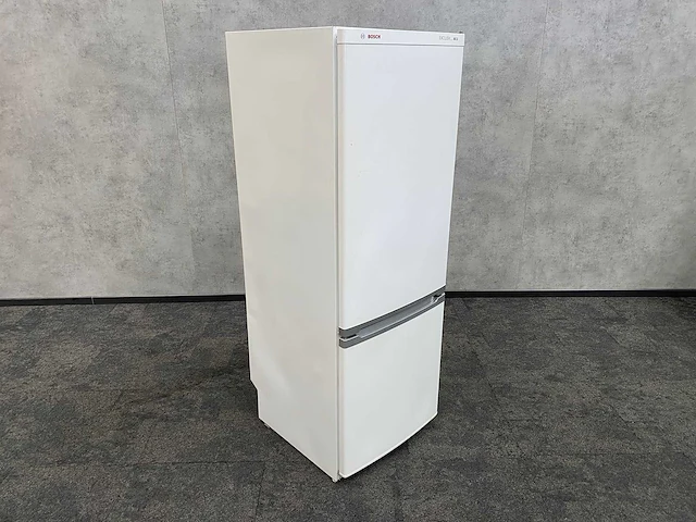 Bosch - koel-/ vriescombinatie - afbeelding 1 van  15