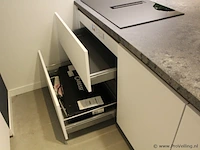 Bosch - nobilia eiland keuken met apparatenwand - afbeelding 5 van  28