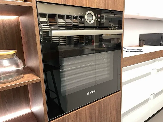 Bosch - oven (c) - afbeelding 1 van  2