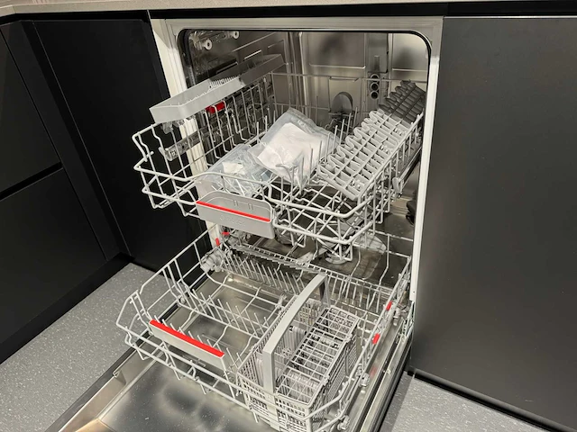 Bosch - sbd6zb800e - vaatwasser (c) - afbeelding 2 van  2