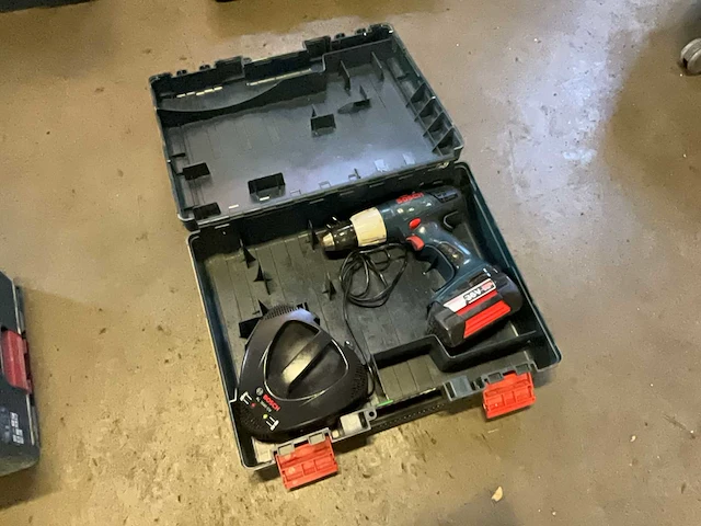Bosch 36v boormachine - afbeelding 1 van  4
